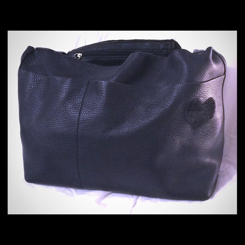 VINCE CAMUTO VEGAN LEATHER LARGE COMFORTABLE SHOULDER BAG TOTE